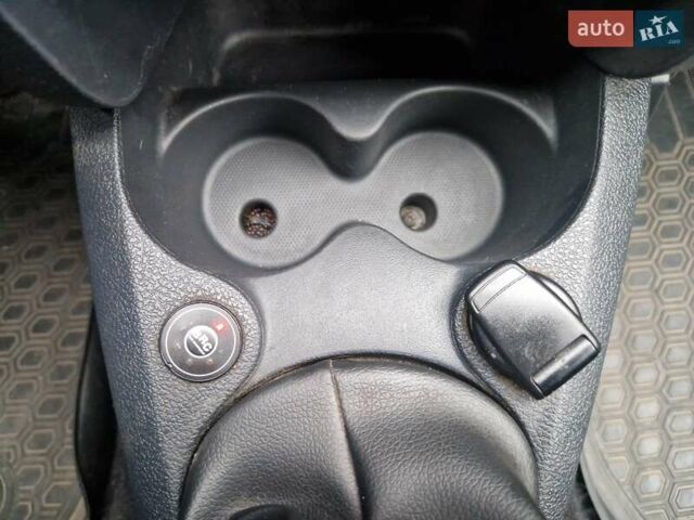 Синий Дачия Logan MCV, объемом двигателя 1 л и пробегом 122 тыс. км за 7200 $, фото 19 на Automoto.ua