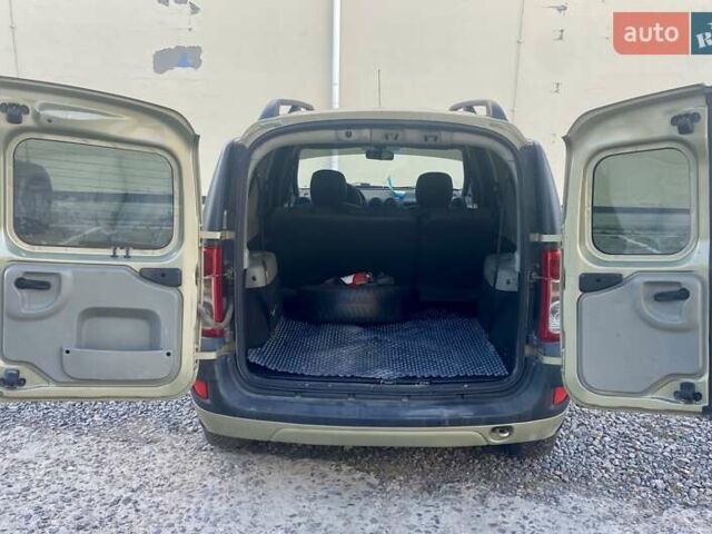 Зелений Дачія Logan MCV, об'ємом двигуна 1.6 л та пробігом 294 тис. км за 4700 $, фото 7 на Automoto.ua