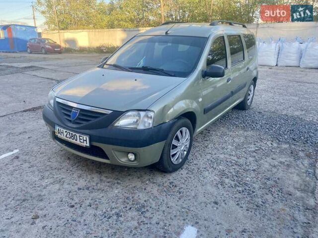 Зелений Дачія Logan MCV, об'ємом двигуна 1.6 л та пробігом 294 тис. км за 4700 $, фото 2 на Automoto.ua