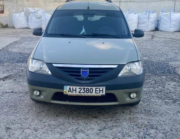 Зелений Дачія Logan MCV, об'ємом двигуна 1.6 л та пробігом 294 тис. км за 4700 $, фото 1 на Automoto.ua