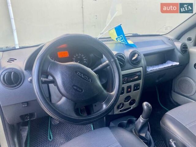 Зелений Дачія Logan MCV, об'ємом двигуна 1.6 л та пробігом 294 тис. км за 4700 $, фото 9 на Automoto.ua