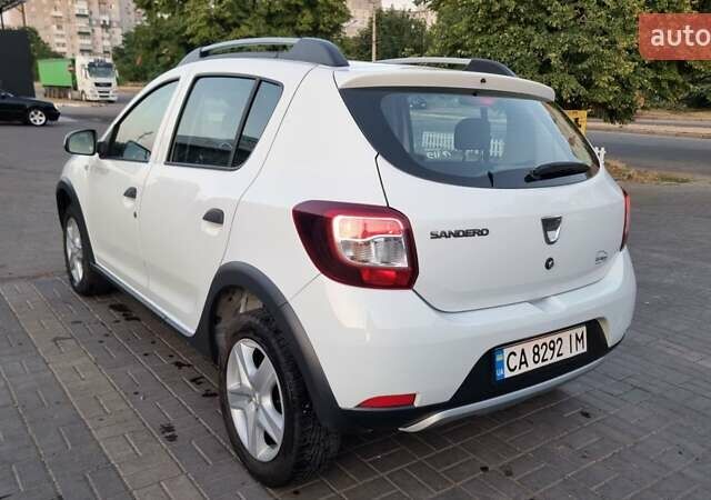 Білий Дачія Sandero StepWay, об'ємом двигуна 1.46 л та пробігом 193 тис. км за 8700 $, фото 18 на Automoto.ua