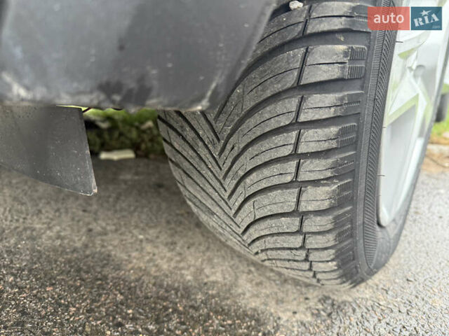 Дачия Sandero StepWay 2015 в Нововолынск на Automoto.ua Белый Дачия Sandero StepWay, объемом двигателя 0.9 л и пробегом 190 тыс. км за 6800 $, фото 24 на Automoto.ua