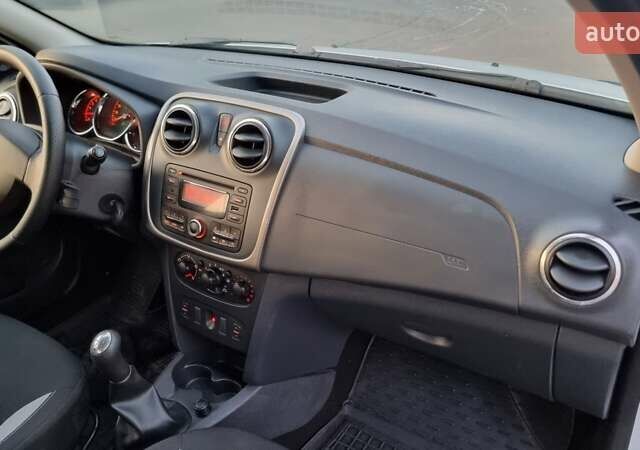 Білий Дачія Sandero StepWay, об'ємом двигуна 1.46 л та пробігом 193 тис. км за 8700 $, фото 35 на Automoto.ua