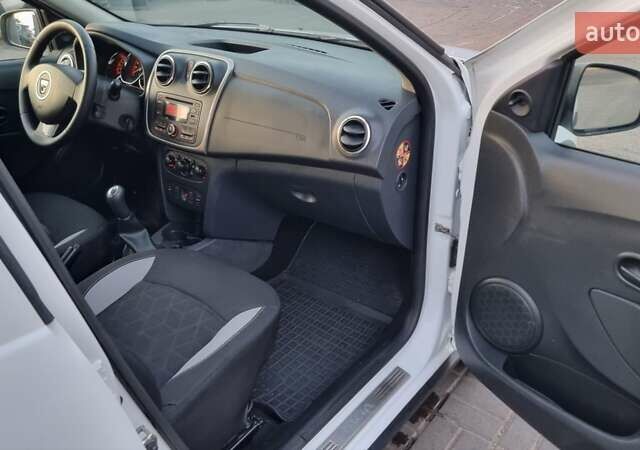 Білий Дачія Sandero StepWay, об'ємом двигуна 1.46 л та пробігом 193 тис. км за 8700 $, фото 36 на Automoto.ua