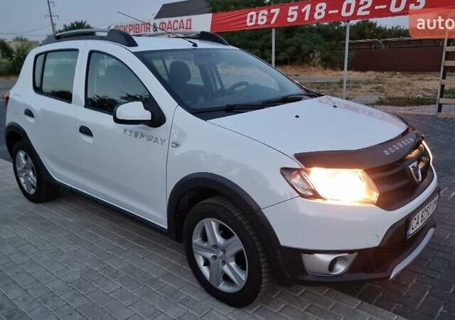 Білий Дачія Sandero StepWay, об'ємом двигуна 1.46 л та пробігом 193 тис. км за 8700 $, фото 2 на Automoto.ua