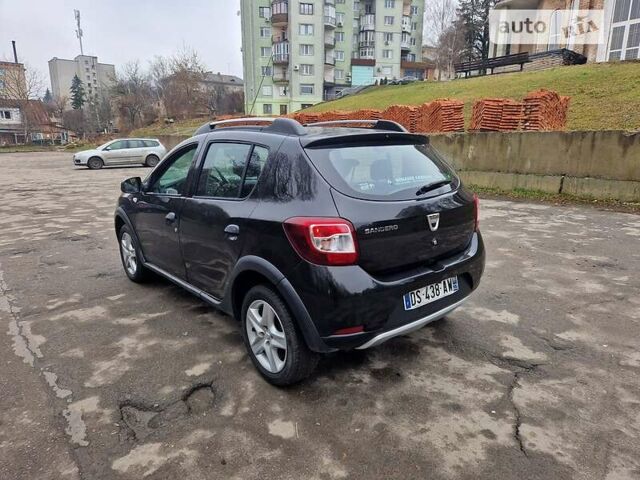 Чорний Дачія Sandero StepWay, об'ємом двигуна 1.5 л та пробігом 138 тис. км за 7900 $, фото 5 на Automoto.ua