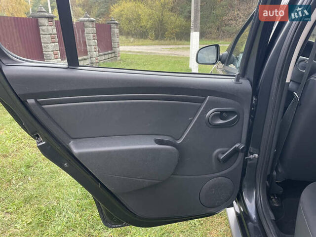 Дачия Sandero StepWay 2009 в Дубно на Automoto.ua Черный Дачия Sandero StepWay, объемом двигателя 1.6 л и пробегом 221 тыс. км за 6500 $, фото 10 на Automoto.ua