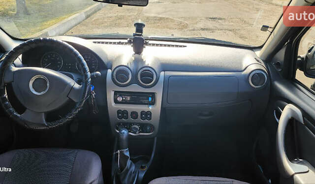 Дачия Sandero StepWay 2011 в Стрые на Automoto.ua Черный Дачия Sandero StepWay, объемом двигателя 1.6 л и пробегом 131 тыс. км за 6990 $, фото 39 на Automoto.ua