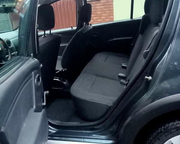 Чорний Дачія Sandero StepWay, об'ємом двигуна 1.6 л та пробігом 182 тис. км за 6700 $, фото 7 на Automoto.ua