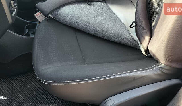 Дачия Sandero StepWay 2011 в Стрые на Automoto.ua Черный Дачия Sandero StepWay, объемом двигателя 1.6 л и пробегом 131 тыс. км за 6990 $, фото 32 на Automoto.ua