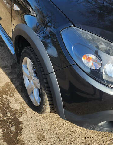 Дачия Sandero StepWay 2011 в Стрые на Automoto.ua Черный Дачия Sandero StepWay, объемом двигателя 1.6 л и пробегом 131 тыс. км за 6990 $, фото 5 на Automoto.ua