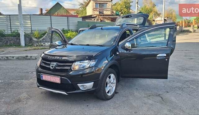 Черный Дачия Sandero StepWay, объемом двигателя 1.5 л и пробегом 184 тыс. км за 8300 $, фото 40 на Automoto.ua