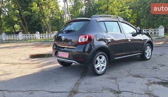 Черный Дачия Sandero StepWay, объемом двигателя 1.5 л и пробегом 184 тыс. км за 8900 $, фото 6 на Automoto.ua