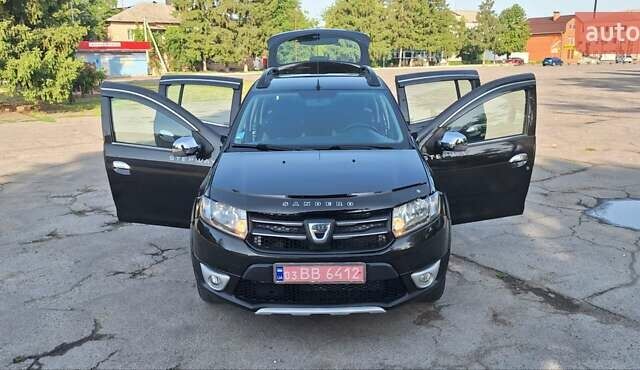 Черный Дачия Sandero StepWay, объемом двигателя 1.5 л и пробегом 184 тыс. км за 8900 $, фото 40 на Automoto.ua