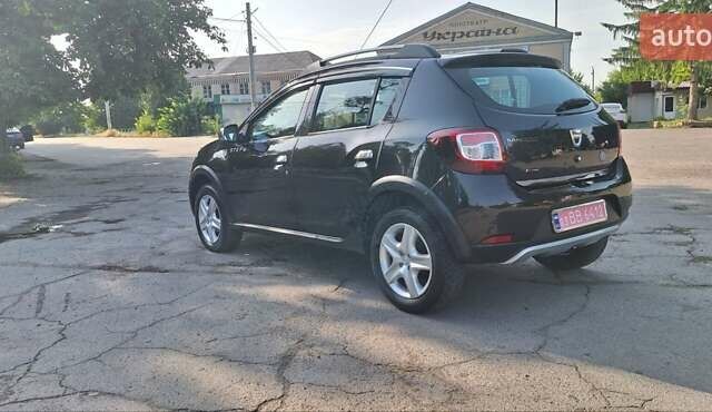 Черный Дачия Sandero StepWay, объемом двигателя 1.5 л и пробегом 184 тыс. км за 8900 $, фото 1 на Automoto.ua