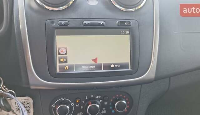 Черный Дачия Sandero StepWay, объемом двигателя 1.5 л и пробегом 184 тыс. км за 8900 $, фото 128 на Automoto.ua