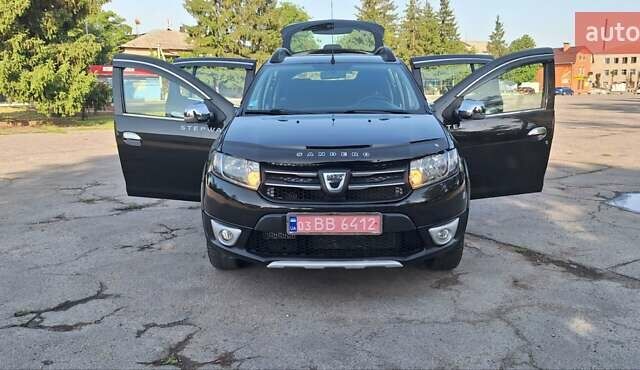 Черный Дачия Sandero StepWay, объемом двигателя 1.5 л и пробегом 184 тыс. км за 8900 $, фото 38 на Automoto.ua