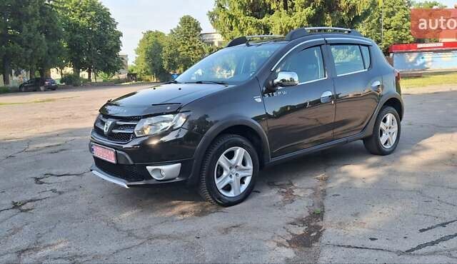 Черный Дачия Sandero StepWay, объемом двигателя 1.5 л и пробегом 184 тыс. км за 8900 $, фото 3 на Automoto.ua