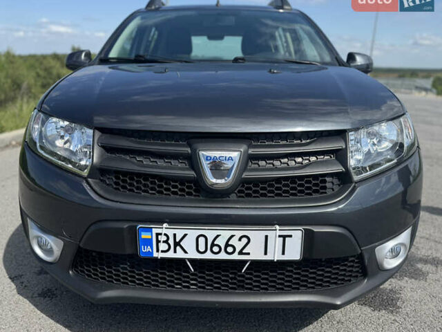 Черный Дачия Sandero StepWay, объемом двигателя 0.9 л и пробегом 73 тыс. км за 8400 $, фото 23 на Automoto.ua