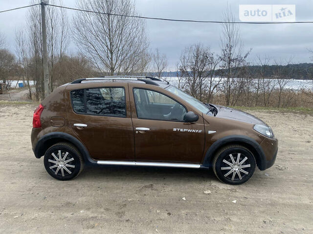 Коричневий Дачія Sandero StepWay, об'ємом двигуна 1.6 л та пробігом 109 тис. км за 5900 $, фото 12 на Automoto.ua