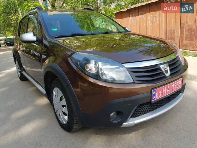 Коричневий Дачія Sandero StepWay, об'ємом двигуна 1.6 л та пробігом 168 тис. км за 7199 $, фото 6 на Automoto.ua