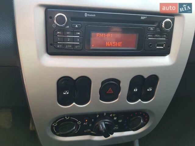 Коричневий Дачія Sandero StepWay, об'ємом двигуна 1.6 л та пробігом 168 тис. км за 7199 $, фото 13 на Automoto.ua