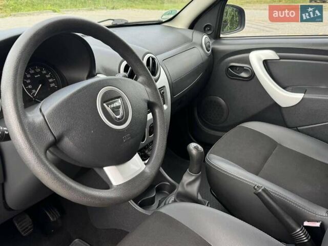 Коричневый Дачия Sandero StepWay, объемом двигателя 1.6 л и пробегом 160 тыс. км за 7190 $, фото 11 на Automoto.ua