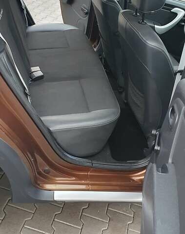 Коричневый Дачия Sandero StepWay, объемом двигателя 1.6 л и пробегом 164 тыс. км за 6850 $, фото 25 на Automoto.ua