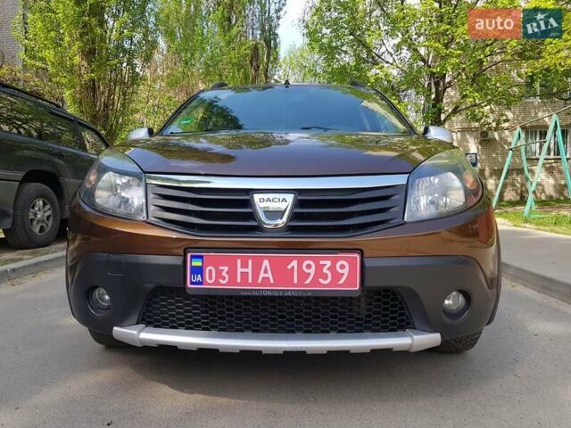 Коричневий Дачія Sandero StepWay, об'ємом двигуна 1.6 л та пробігом 168 тис. км за 7199 $, фото 8 на Automoto.ua