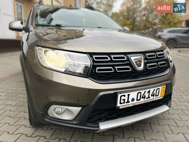 Дачия Sandero StepWay 2017 в Луцке на Automoto.ua Коричневый Дачия Sandero StepWay, объемом двигателя 0.9 л и пробегом 137 тыс. км за 8699 $, фото 12 на Automoto.ua