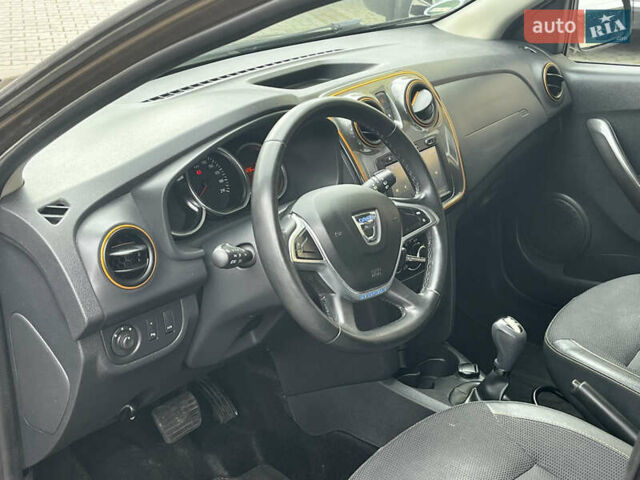 Дачия Sandero StepWay 2017 в Луцке на Automoto.ua Коричневый Дачия Sandero StepWay, объемом двигателя 0.9 л и пробегом 137 тыс. км за 8699 $, фото 24 на Automoto.ua