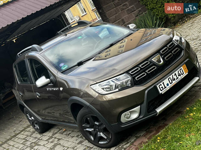 Дачия Sandero StepWay 2017 в Луцке на Automoto.ua Коричневый Дачия Sandero StepWay, объемом двигателя 0.9 л и пробегом 137 тыс. км за 8699 $, фото 19 на Automoto.ua