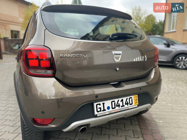 Дачия Sandero StepWay 2017 в Луцке на Automoto.ua Коричневый Дачия Sandero StepWay, объемом двигателя 0.9 л и пробегом 137 тыс. км за 8699 $, фото 13 на Automoto.ua