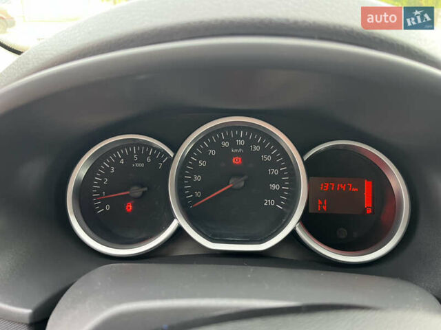 Коричневый Дачия Sandero StepWay, объемом двигателя 0.9 л и пробегом 137 тыс. км за 8699 $, фото 25 на Automoto.ua