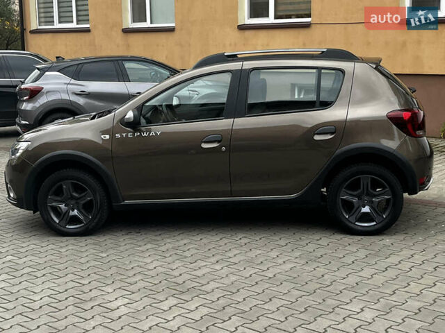 Дачия Sandero StepWay 2017 в Луцке на Automoto.ua Коричневый Дачия Sandero StepWay, объемом двигателя 0.9 л и пробегом 137 тыс. км за 8699 $, фото 6 на Automoto.ua