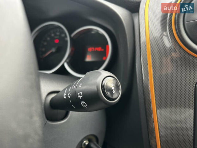 Коричневый Дачия Sandero StepWay, объемом двигателя 0.9 л и пробегом 137 тыс. км за 8699 $, фото 44 на Automoto.ua