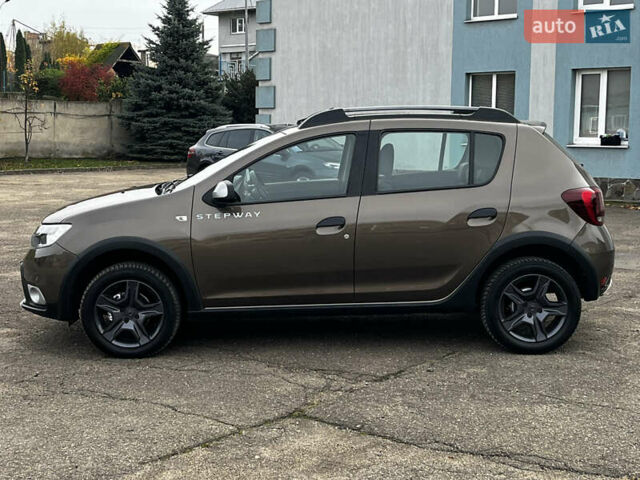 Коричневый Дачия Sandero StepWay, объемом двигателя 0.9 л и пробегом 137 тыс. км за 8699 $, фото 7 на Automoto.ua