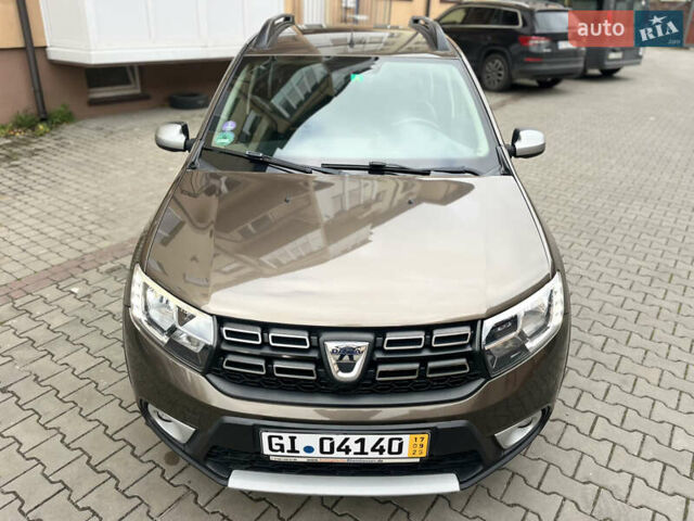 Дачия Sandero StepWay 2017 в Луцке на Automoto.ua Коричневый Дачия Sandero StepWay, объемом двигателя 0.9 л и пробегом 137 тыс. км за 8699 $, фото 16 на Automoto.ua