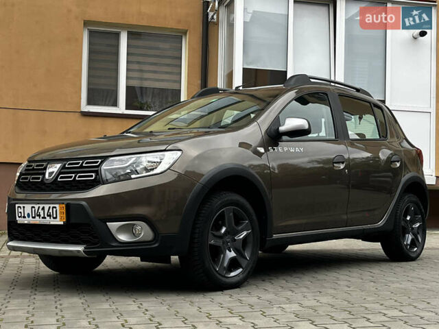 Дачия Sandero StepWay 2017 в Луцке на Automoto.ua Коричневый Дачия Sandero StepWay, объемом двигателя 0.9 л и пробегом 137 тыс. км за 8699 $, фото 7 на Automoto.ua