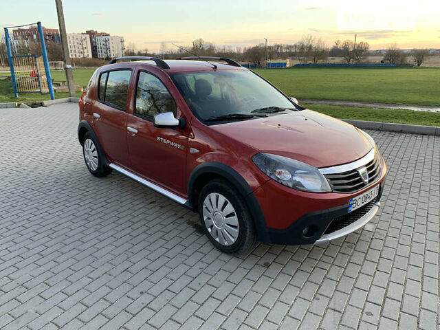 Красный Дачия Sandero StepWay, объемом двигателя 1.5 л и пробегом 182 тыс. км за 6800 $, фото 11 на Automoto.ua