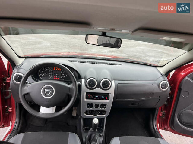 Красный Дачия Sandero StepWay, объемом двигателя 1.6 л и пробегом 100 тыс. км за 6700 $, фото 19 на Automoto.ua