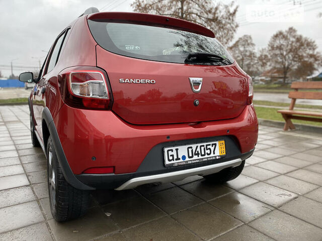 Красный Дачия Sandero StepWay, объемом двигателя 0.9 л и пробегом 171 тыс. км за 6999 $, фото 12 на Automoto.ua