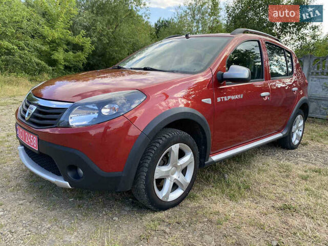 Красный Дачия Sandero StepWay, объемом двигателя 1.6 л и пробегом 167 тыс. км за 6500 $, фото 8 на Automoto.ua