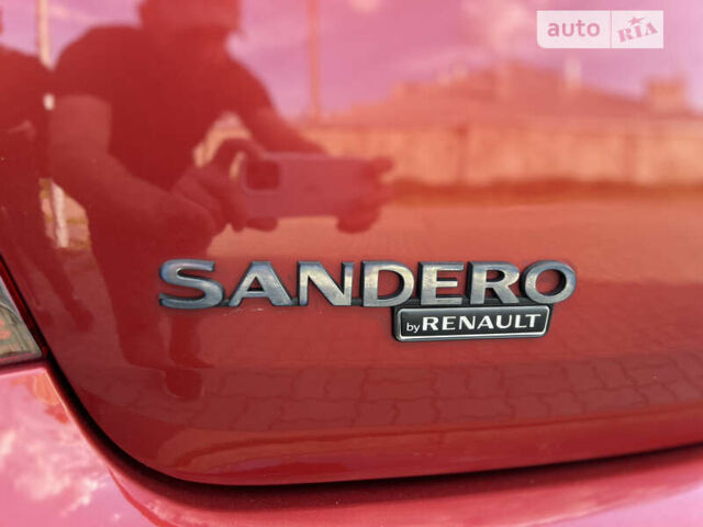 Красный Дачия Sandero StepWay, объемом двигателя 1.6 л и пробегом 145 тыс. км за 6549 $, фото 31 на Automoto.ua