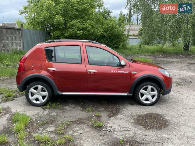 Червоний Дачія Sandero StepWay, об'ємом двигуна 1.6 л та пробігом 164 тис. км за 5700 $, фото 3 на Automoto.ua