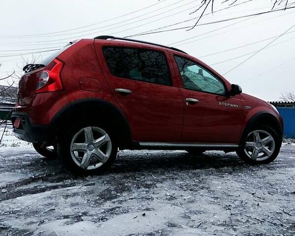 Красный Дачия Sandero StepWay, объемом двигателя 1.6 л и пробегом 167 тыс. км за 6500 $, фото 14 на Automoto.ua