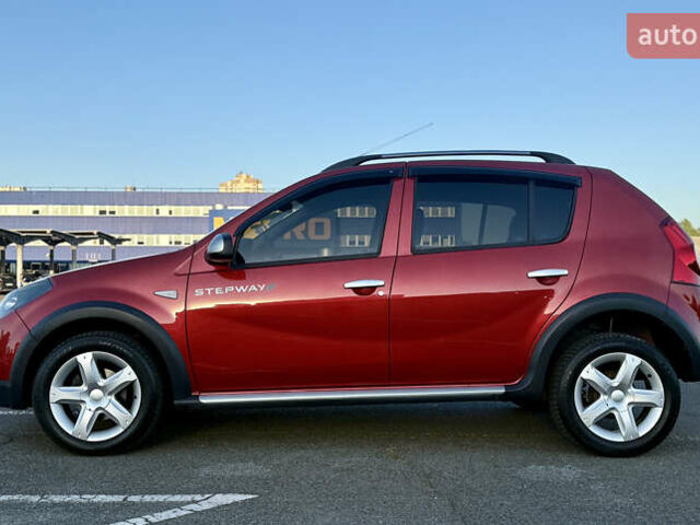 Красный Дачия Sandero StepWay, объемом двигателя 1.46 л и пробегом 228 тыс. км за 7300 $, фото 1 на Automoto.ua