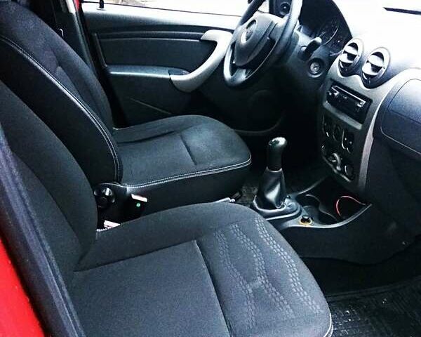 Красный Дачия Sandero StepWay, объемом двигателя 1.6 л и пробегом 167 тыс. км за 6500 $, фото 24 на Automoto.ua