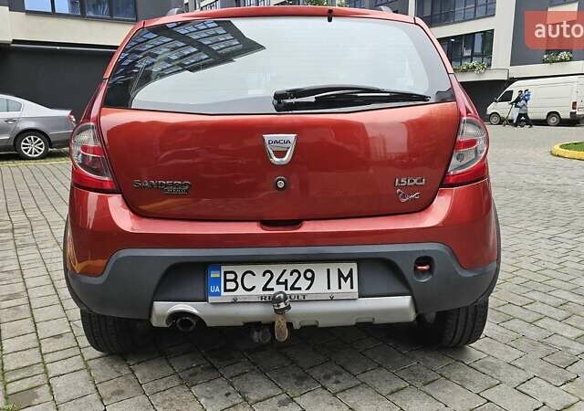 Красный Дачия Sandero StepWay, объемом двигателя 1.46 л и пробегом 191 тыс. км за 6300 $, фото 3 на Automoto.ua